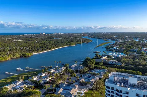 View/Area - 3950 Shearwater Dr, Jupiter, FL 33477 photo 20 of 33