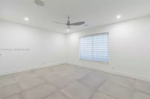 Bedroom - 3950 Shearwater Dr, Jupiter, FL 33477 photo 6 of 6