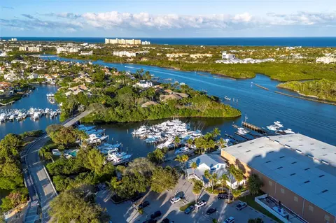 View/Area - 3950 Shearwater Dr, Jupiter, FL 33477 photo 14 of 33