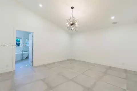 Bedroom - 3950 Shearwater Dr, Jupiter, FL 33477 photo 1 of 6