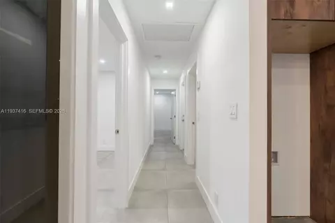 Entry Way - 3950 Shearwater Dr, Jupiter, FL 33477 photo 3 of 3