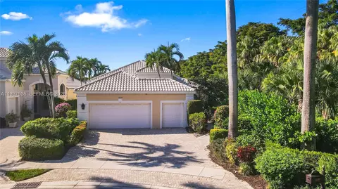 16053 Villa Vizcaya Pl, Delray Beach, FL 33446