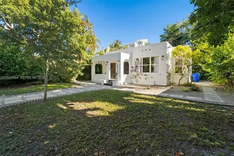 1851 SW 2nd Ct, Miami, FL 33129