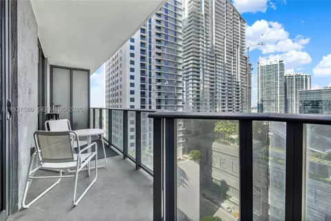 45 SW 9th St #1609, Miami, FL 33130