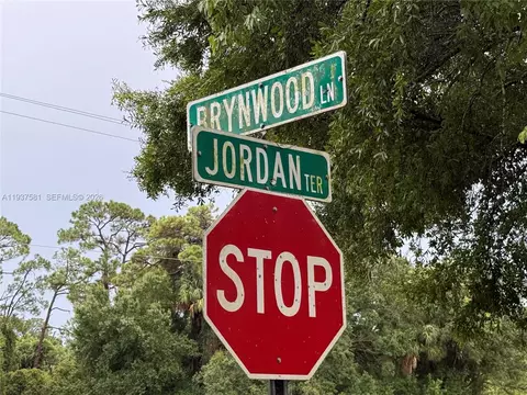 323 Jordan Ter, Okeechobee, FL 34974 photo 13