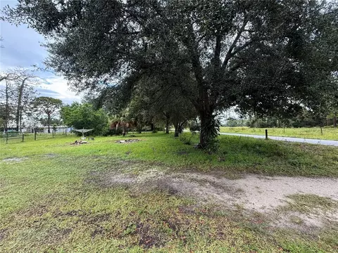 323 Jordan Ter, Okeechobee, FL 34974 photo 4