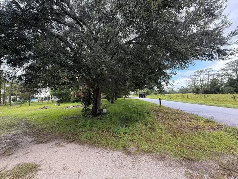 323 Jordan Ter, Okeechobee, FL 34974 photo 8