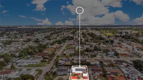 View/Area - 5015 E Palm Ct, Hialeah, FL 33013 photo 4 of 4