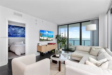 460 NE 28th St #808, Miami, FL 33137