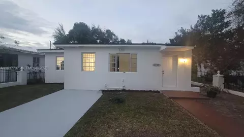2951 NW 49th St, Miami, FL 33142