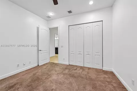 Bedroom - 6432 SW 55th Pl, Davie, FL 33314 photo 7 of 13