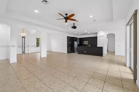 Living - 6432 SW 55th Pl, Davie, FL 33314 photo 8 of 8