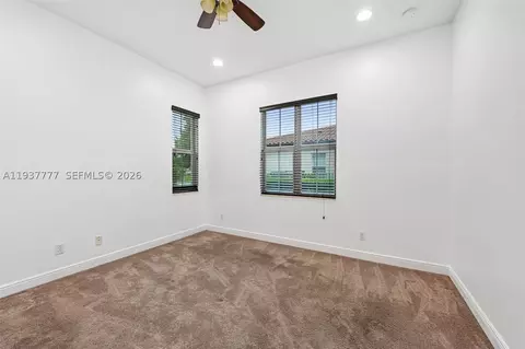 Bedroom - 6432 SW 55th Pl, Davie, FL 33314 photo 6 of 13
