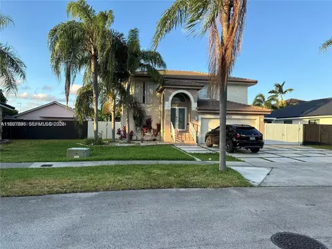 20219 SW 85th Pl, Cutler Bay, FL 33189