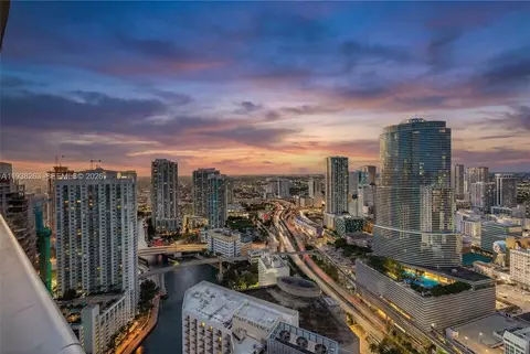 200 Biscayne Boulevard Way #4414, Miami, FL 33131