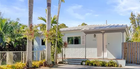 1713 NW 8th Ave, Fort Lauderdale, FL 33311