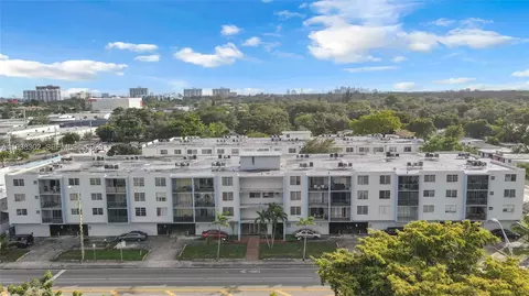 1250 NE 125th St #311C, North Miami, FL 33161