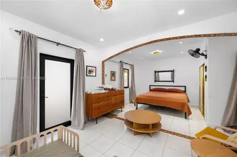 Bedroom - 8935 NW 164th St, Miami Lakes, FL 33018 photo 1 of 5