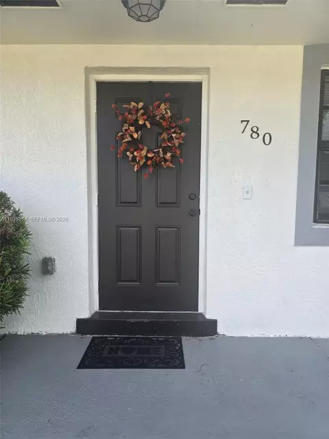 780 W 74th Pl, Hialeah, FL 33014