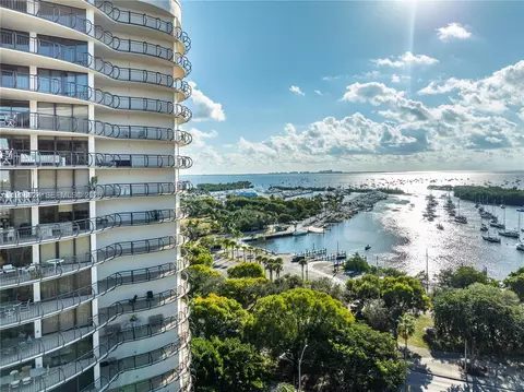 2843 S Bayshore Dr #6B, Miami, FL 33133