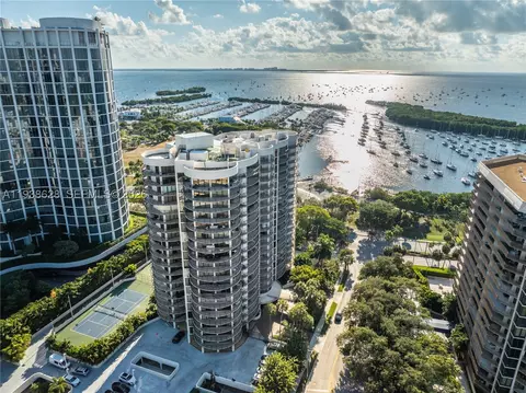 2843 S Bayshore Dr #6B, Miami, FL 33133