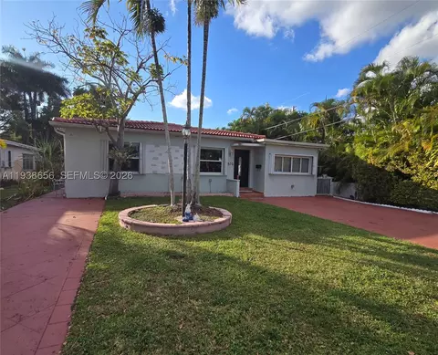 510 Lee Dr, Miami Springs, FL 33166