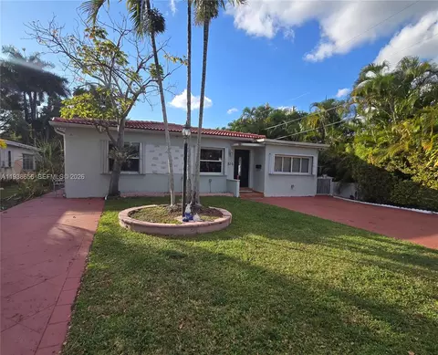 510 Lee Dr, Miami Springs, FL 33166