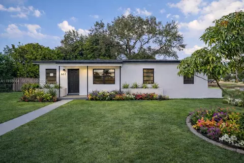 661 NW 191st St, Miami Gardens, FL 33169