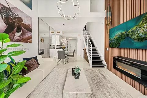 60 SW 13th St #2422, Miami, FL 33130