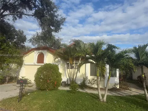 316 Bishop Rd, North Lauderdale, FL 33068 photo 2