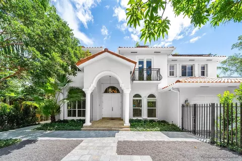 3211 Morris Ln, Coconut Grove, FL 33133