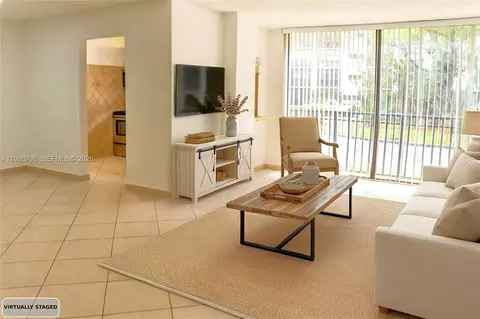16919 N Bay Rd #118, Sunny Isles Beach, FL 33160