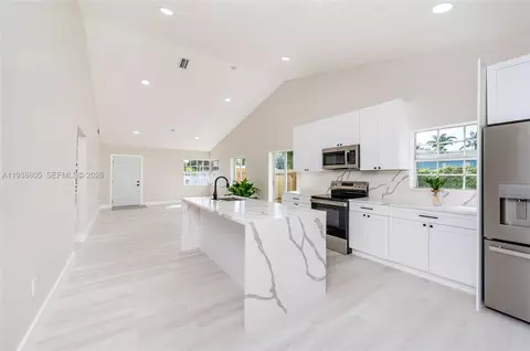 29790 SW 161st Ct, Homestead, FL 33033