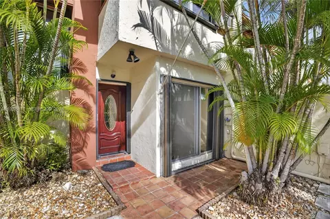 7673 SW 103rd Pl, Miami, FL 33173