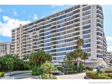 500 Three Islands Blvd #709, Hallandale Beach, FL 33009