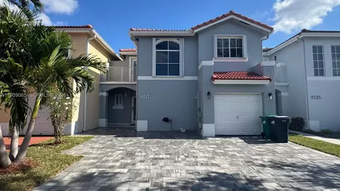 8717 SW 158th Pl, Miami, FL 33193