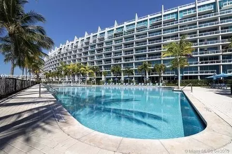 2950 NE 188 St #344, Aventura, FL 33180