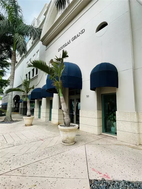 50 Menores Ave #726, Coral Gables, FL 33134