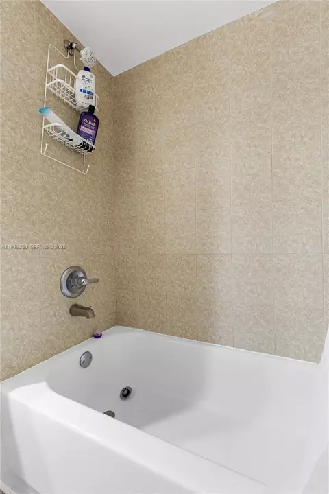 Bath - 116 E 59, Hialeah, FL 33013 photo 3 of 3