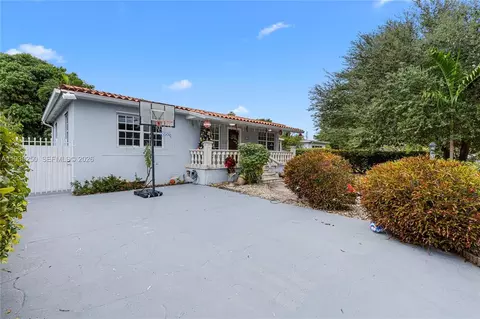 Exterior - 116 E 59, Hialeah, FL 33013 photo 4 of 10