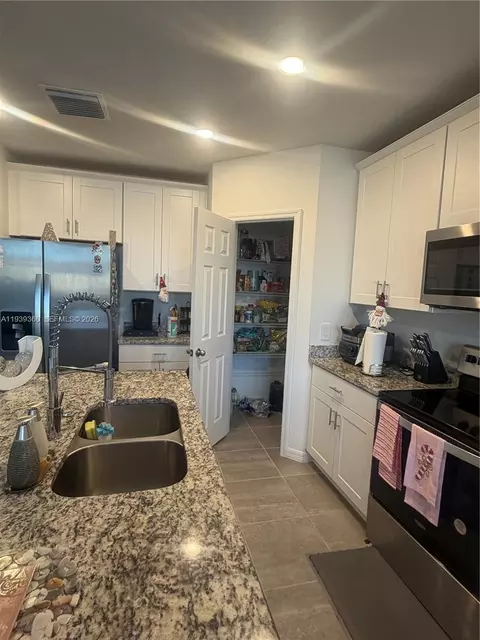 2019 Kingsmen Ct, Haines City, FL 33844