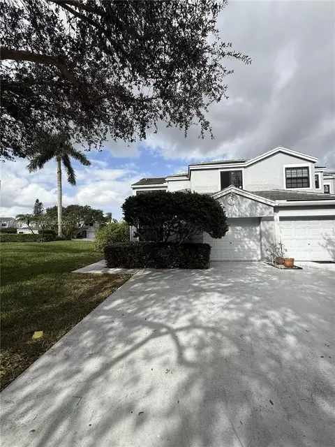 8423 NW 78th Ct, Tamarac, FL 33321