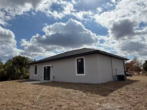 1048 Jay Ct, Labelle, FL 33935 photo 38