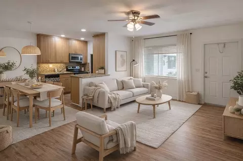 1423 Holly Heights Dr #17, Fort Lauderdale, FL 33304