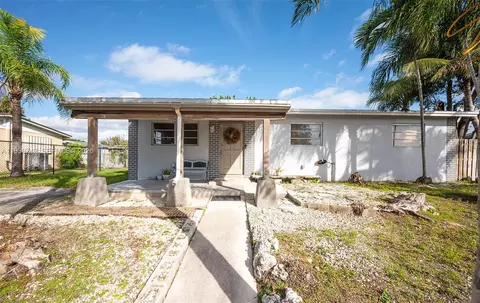 11431 SW 193rd Ter, Miami, FL 33157