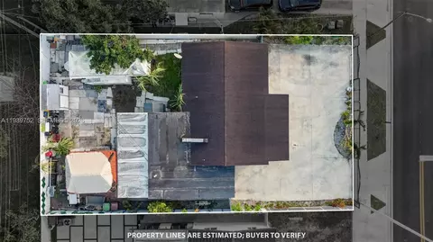 View/Area - 325 SE 9th Ave, Hialeah, FL 33010 photo 1 of 9