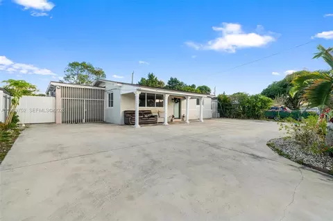 Other - 325 SE 9th Ave, Hialeah, FL 33010 photo 3 of 9