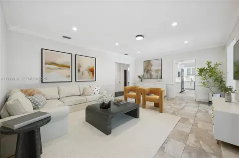 Living - 10001 SW 60th Ct, Pinecrest, FL 33156 photo 1 of 2
