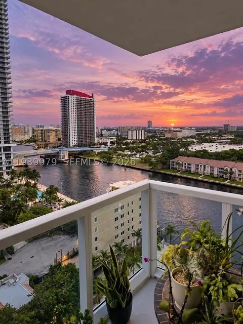 3800 S Ocean Dr #1607, Hollywood, FL 33019