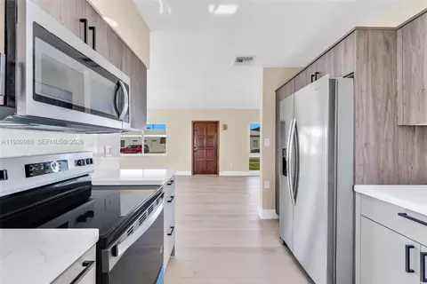 Other - 40 W 58th St, Hialeah, FL 33012 photo 3 of 7